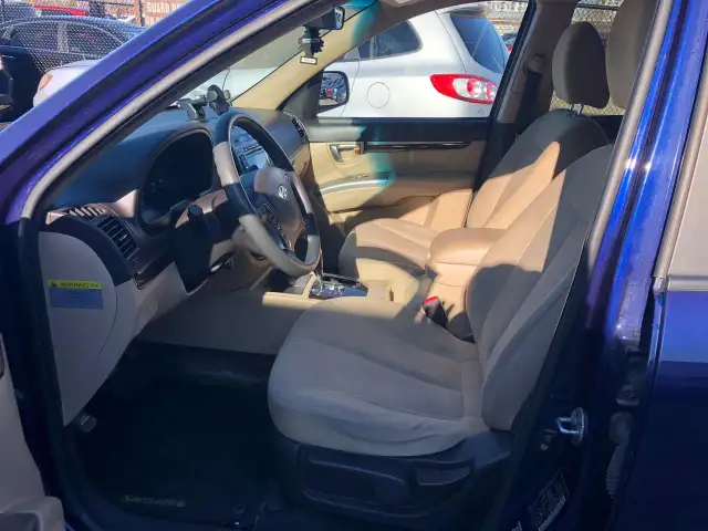 2010 Hyundai Santa Fe FWD 4dr V6 Auto GL - Photo 9