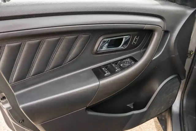 2015 FORD TAURUS AWD POLICE INTERCEPTOR SEDAN - Photo 23