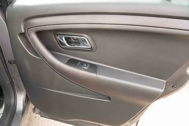 2015 FORD TAURUS AWD POLICE INTERCEPTOR SEDAN - Photo 42