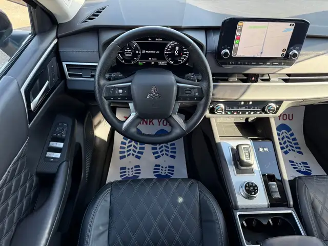 2023 Mitsubishi Outlander GT PHEV 7 Passengers - Photo 13