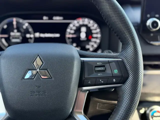 2023 Mitsubishi Outlander GT PHEV 7 Passengers - Photo 20