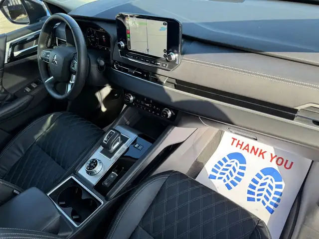 2023 Mitsubishi Outlander GT PHEV 7 Passengers - Photo 27