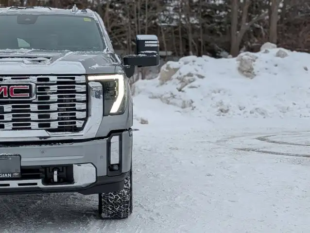 2026 GMC Sierra 2500HD Denali- Duramax 6.6L Turbo Diesel Engine - Photo 8