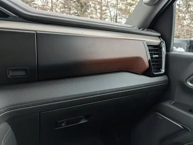 2026 GMC Sierra 2500HD Denali- Duramax 6.6L Turbo Diesel Engine - Photo 33