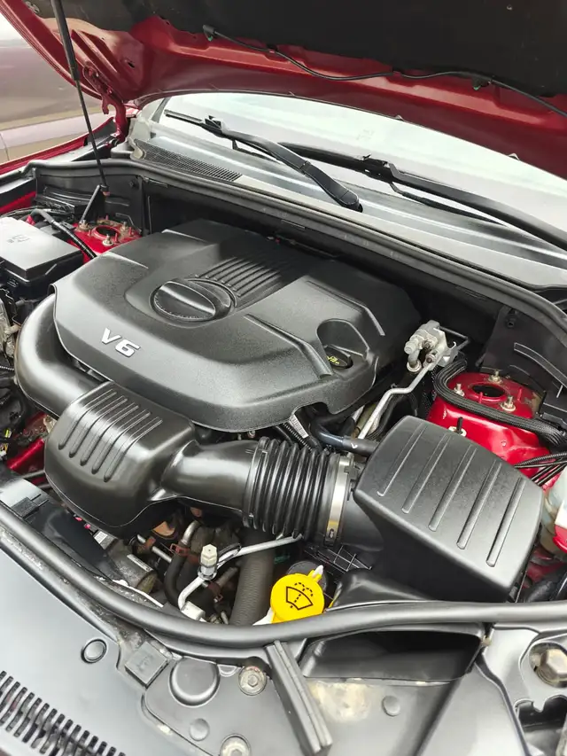 2015 Jeep Grand Cherokee Overland - Photo 4