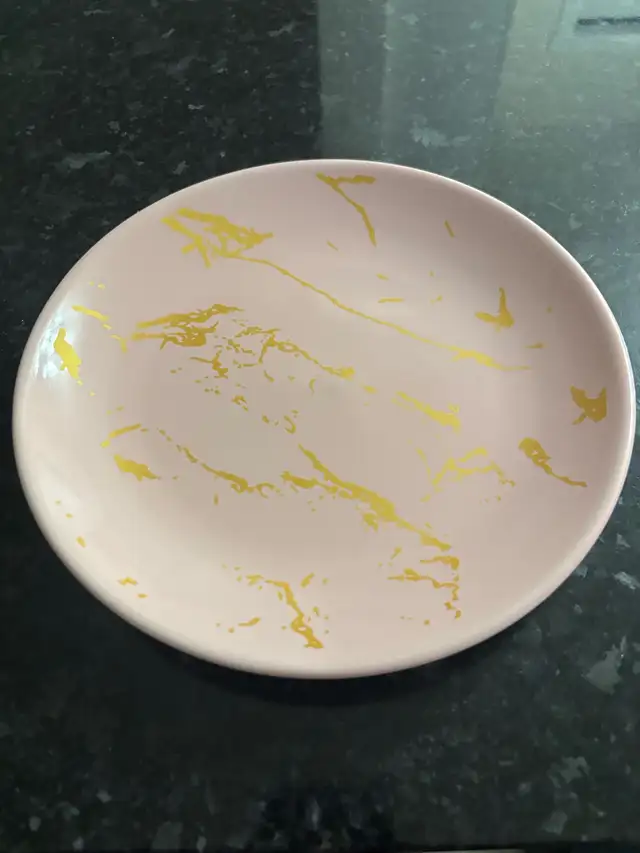 Dish set for sale $40 - Photo 4