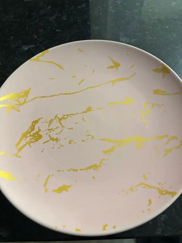 Dish set for sale $40 - Photo 5