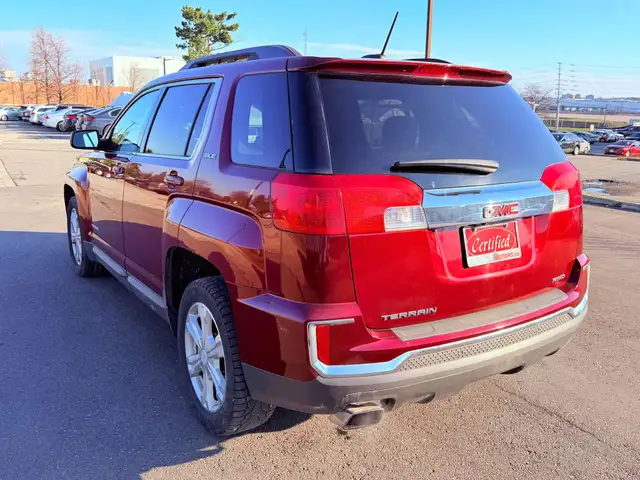 2017 GMC Terrain AWD Automatic 2.4L - Photo 6