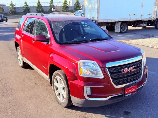 2017 GMC Terrain AWD Automatic 2.4L - Photo 9