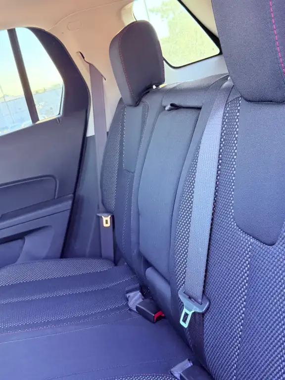 2017 GMC Terrain AWD Automatic 2.4L - Photo 10