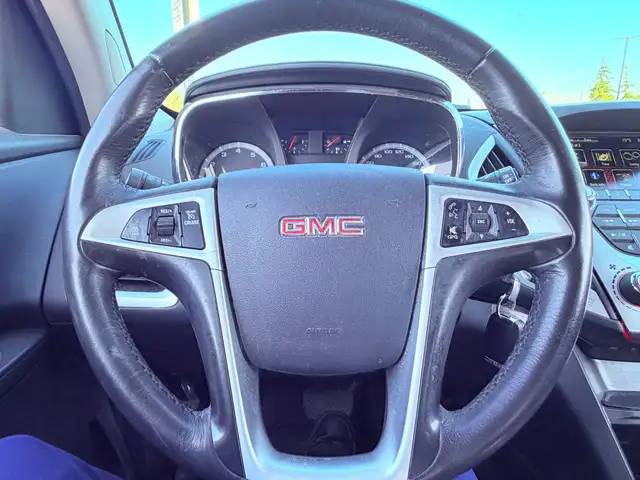 2017 GMC Terrain AWD Automatic 2.4L - Photo 19