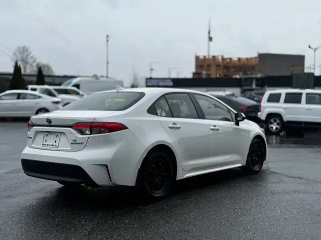 2024 TOYOTA COROLLA - Photo 3