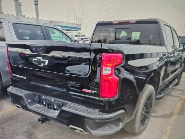 2024 Chevrolet Silverado 1500 - Photo 2