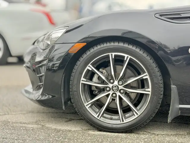 2017 Toyota 86 2DR COUPE | LOCAL BC | GREAT SERVICE HISTORY | BA - Photo 9