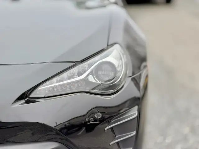 2017 Toyota 86 2DR COUPE | LOCAL BC | GREAT SERVICE HISTORY | BA - Photo 10