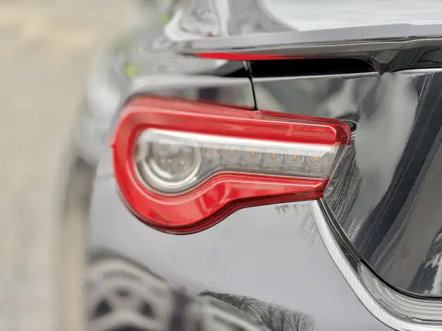 2017 Toyota 86 2DR COUPE | LOCAL BC | GREAT SERVICE HISTORY | BA - Photo 11