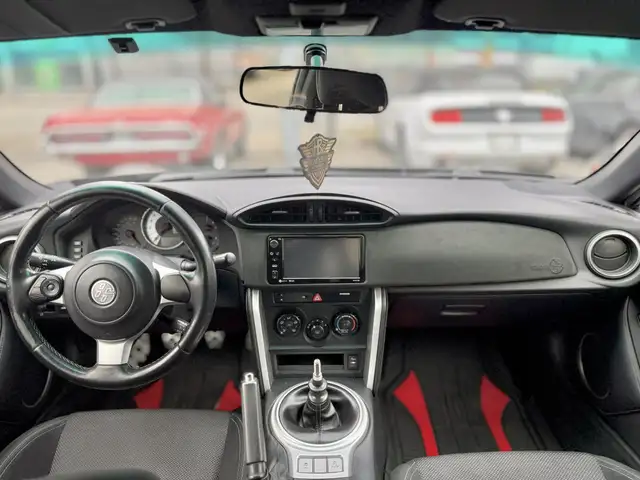 2017 Toyota 86 2DR COUPE | LOCAL BC | GREAT SERVICE HISTORY | BA - Photo 12