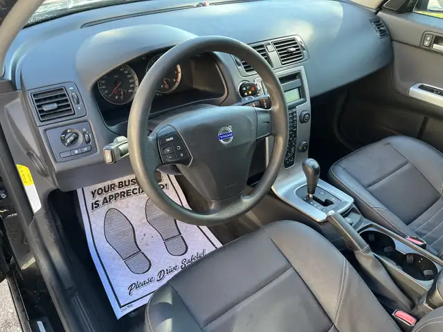 2005 Volvo S40 2.4L - Photo 16