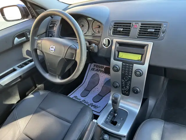 2005 Volvo S40 2.4L - Photo 19