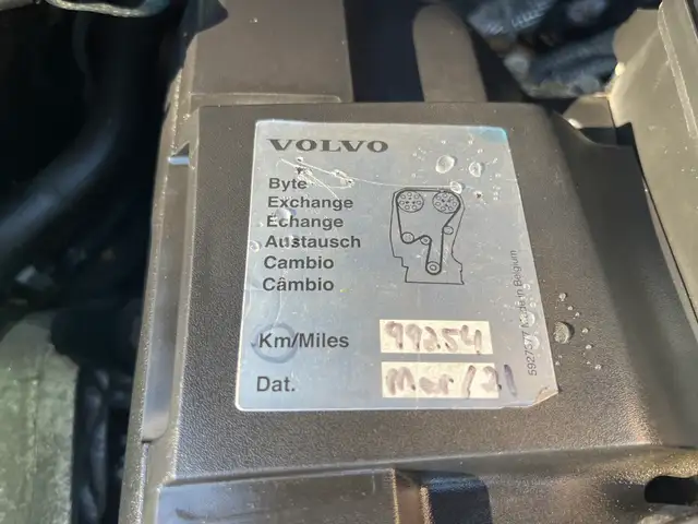 2005 Volvo S40 2.4L - Photo 22