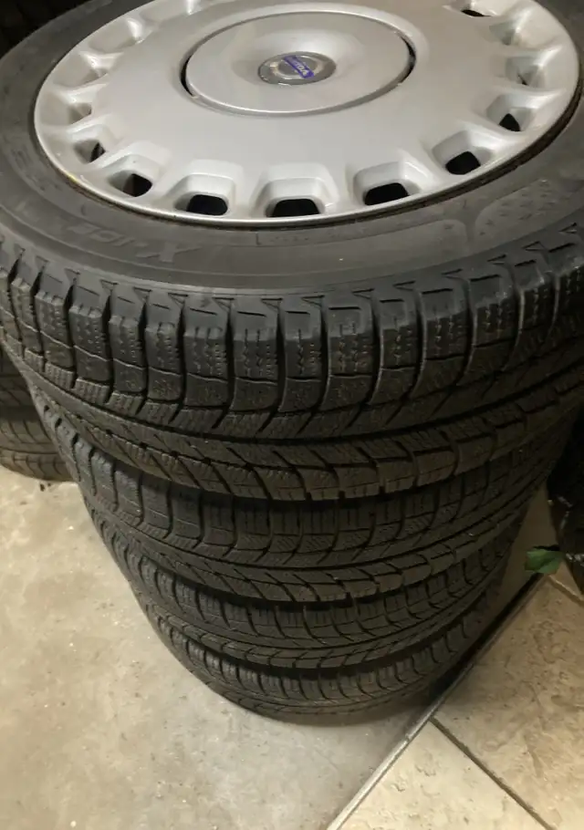 2005 Volvo S40 2.4L - Photo 23