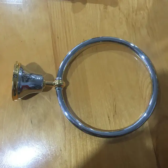 Ensemble d’accessoires salle de bain et lampes - NEUF - Photo 3