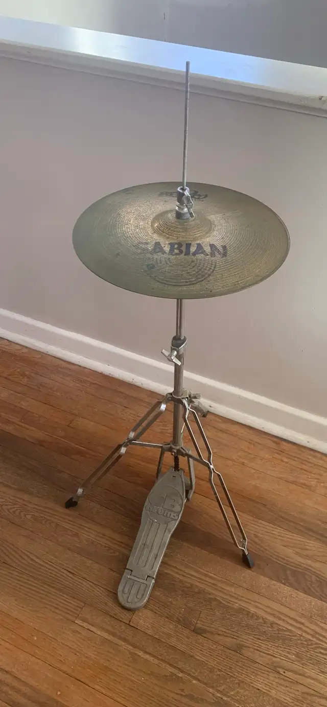 Sabian Hi-Hat Cymbals with Stand/Pedal - Photo 2