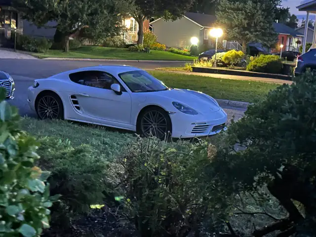 2024 Porsche 718 cayman 'Manuelle'