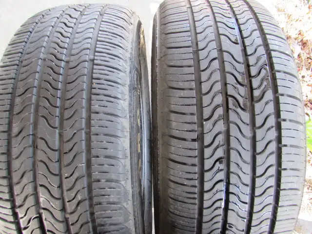 Pair of 225/55-18 Firestone All Seasons tires 90%   tread - Photo 2