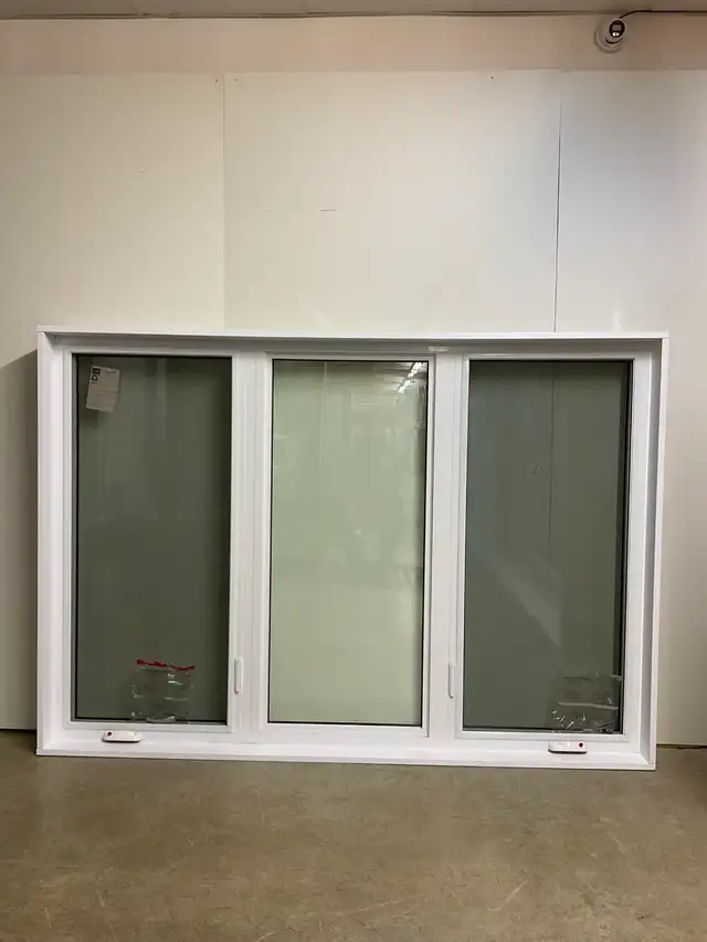 10836BP Fenêtre Battant PVC 3 sect 2 ouvr 84 1/4 x 58 3/4 - Photo 2