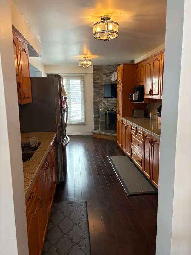 3 Bed 3 Bath House for Rent | Kennedy and Sandalwood, Brampton - Photo 4