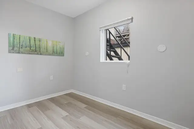 Bright Downtown Ottawa, Studio Unit, Fast Internet, Laundry, May - Photo 7