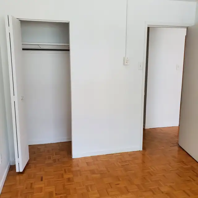 BEAU GRAND 3½, CDN près Hôpital Juif, Ste-Justine,HEC,MAI ET JUI - Photo 6