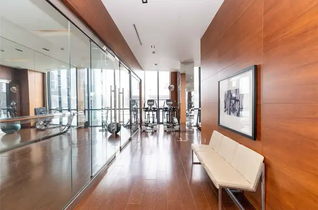 1 Den (Den with a door) |CN Views |$2400 | Near Subway   Parking - Photo 10