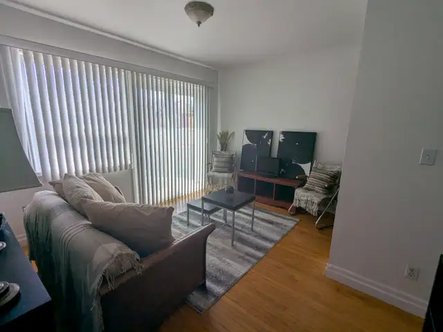 Main floor house unit for Rent - Photo 3