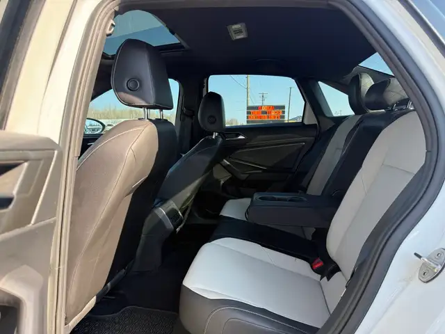2021 Volkswagen Jetta HIGHLINE! RLINE! CLEAN CARFAX! SUNROOF! NA - Photo 16