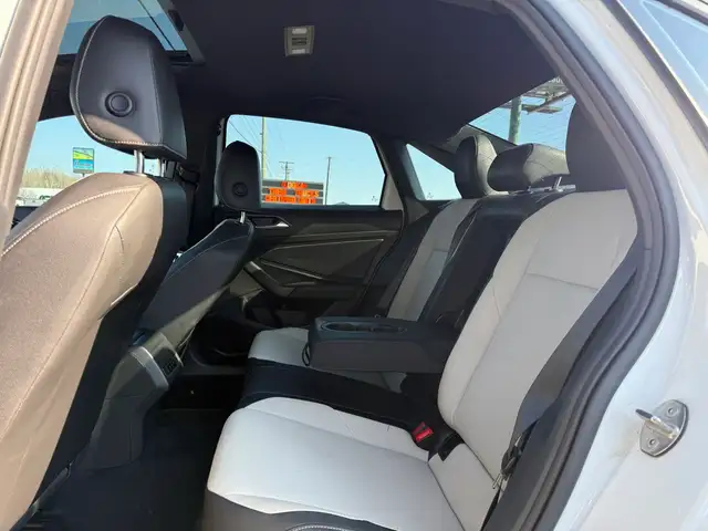 2021 Volkswagen Jetta HIGHLINE! RLINE! CLEAN CARFAX! SUNROOF! NA - Photo 17