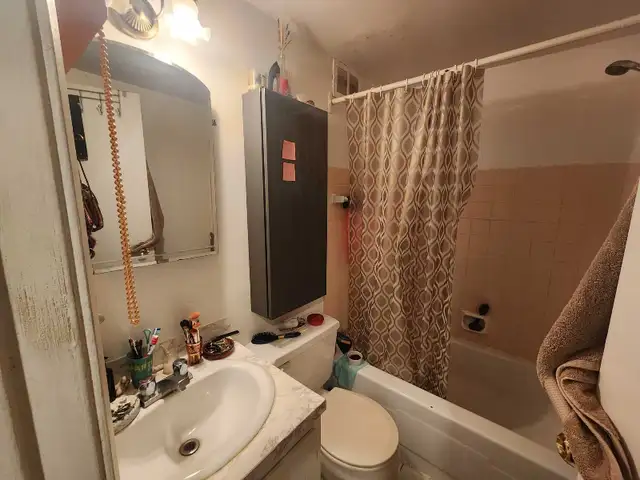 studio métro Laurier -Mai - Photo 4