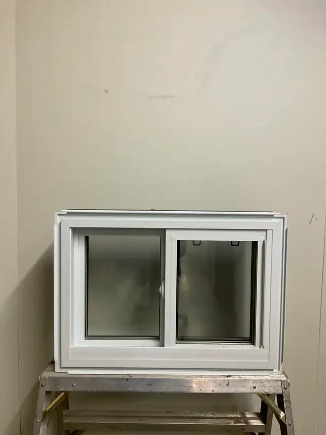 10847CH Fenêtre Coulissante HYBRIDE Noir   27 1/2 x 19 1/2 - Photo 2