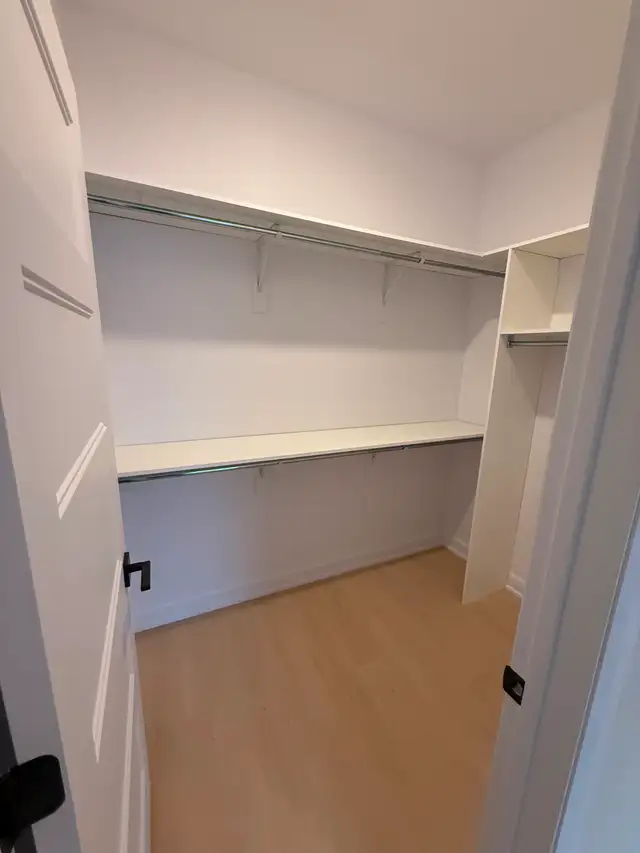 FOR RENT - 2 BEDROOM WATERFRONT - WENDOVER - Photo 11