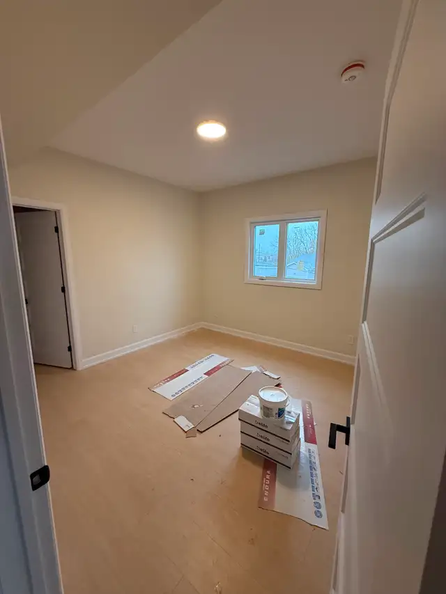 FOR RENT - 2 BEDROOM WATERFRONT - WENDOVER - Photo 12