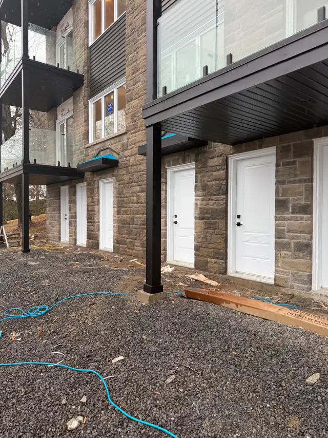 FOR RENT - 2 BEDROOM WATERFRONT - WENDOVER - Photo 15