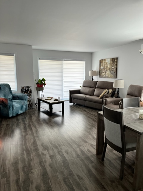 Bright 2-Bedroom Condo May 1/ Condo lumineux 2 chambres 1er mai - Photo 7