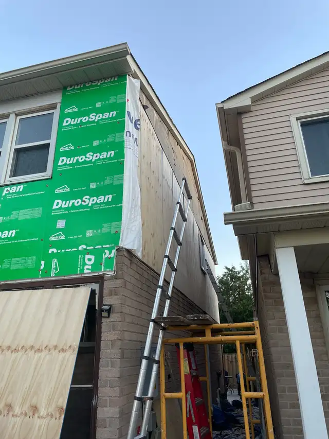 Siding replacement - Photo 3