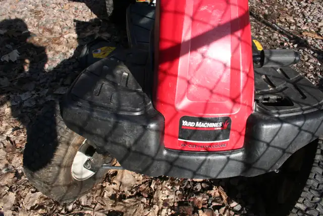 Tracteur a gazon pour pieces (Livraison possible) - Photo 5