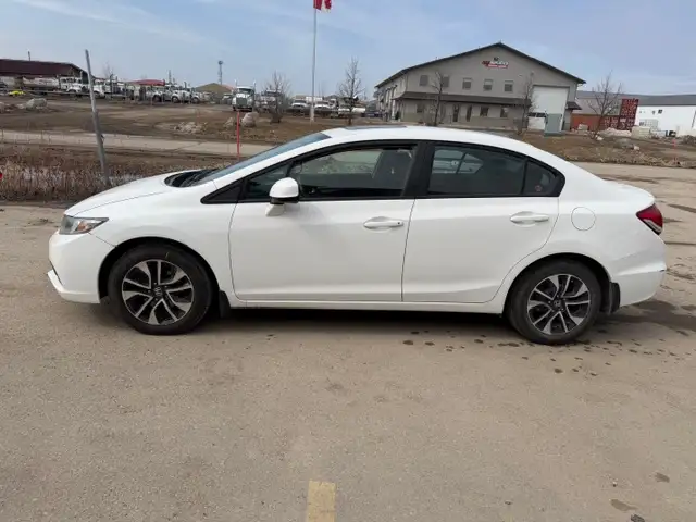 2013 Honda Civic Sdn EX Remote Start Brand New Safety only 133km