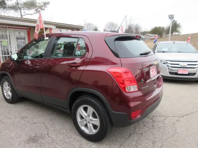2017 Chevrolet Trax LS - Photo 5