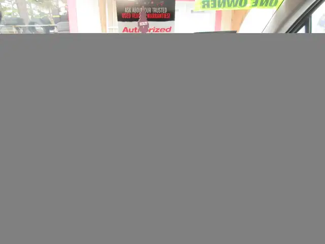 2017 Chevrolet Trax LS - Photo 10