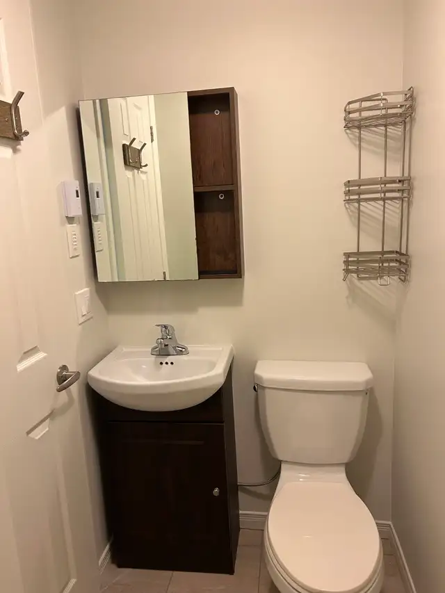 LIMOILOU, À LOUER 2 1/2, 1 JUILLET 2026, MAISON PRIVÉE - Photo 9