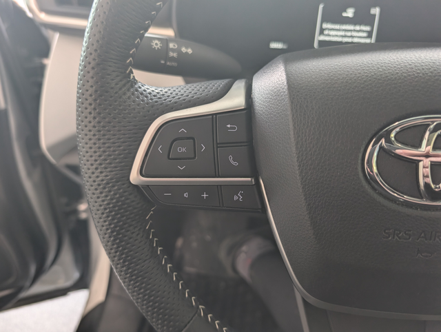 2025 Toyota Sienna Hybrid XSE  AWD - Photo 18